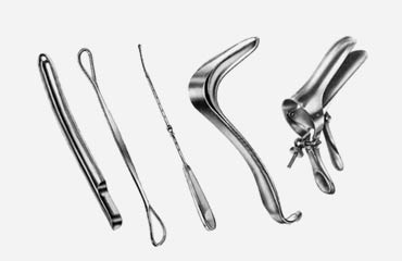 Набор общехирургических инструментов для выполнения неполостных операций и зеркала для влагалищного осмотра